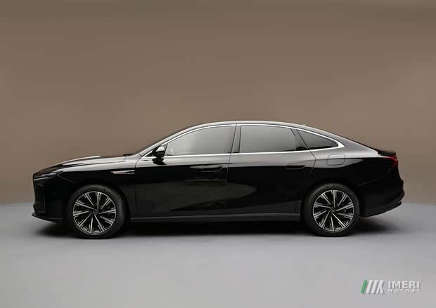 Hongqi - New Hongqi H7 Debuts September 16 With Impressive Range