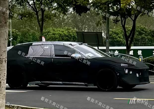 Новый электроуниверсал NIO ET5T замечен на тестах