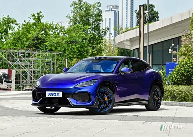 Luxeed RX: New Electric SUV From China With Advanced Tech