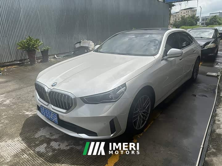 BMW 5 Series 525Li M Sports Package
