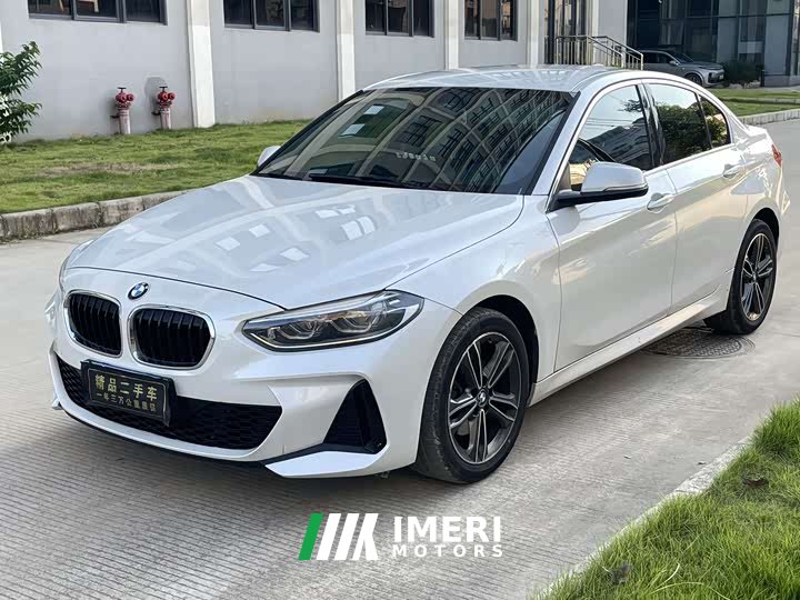 BMW 1 Series facelift 120i M sports version