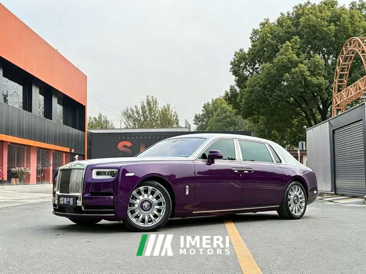 Rolls-Royce Phantom 2018 6.7T long wheelbase version