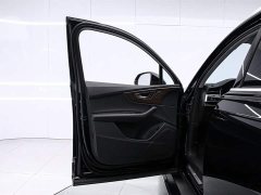 Audi Q7 2020 55 TFSI quattro S line sports - ფოტო 11