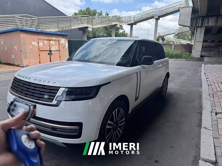 Land Rover Range Rover 3.0 L6 400PS Extended Edition