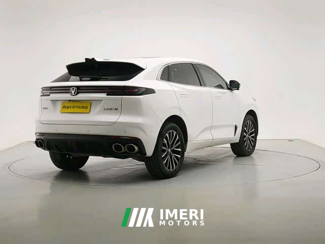 Changan UNI-K 2.0T two-wheel drive enjoyment