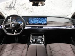 BMW 7 Series 2023 735Li M Sports Package - ფოტო 8