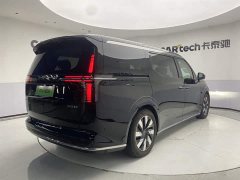 Volvo EM90 2025 Ultra six-seater - ფოტო 13