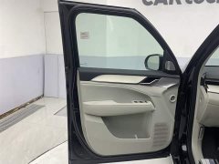 Volvo EM90 2025 Ultra six-seater - ფოტო 3