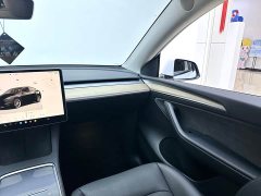 Tesla Model Y 2022 Facelift Rear-Wheel Drive - ფოტო 20