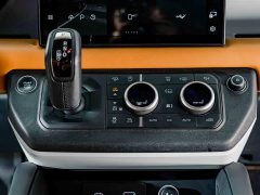 Land Rover Defender 2024 110 3.0T P400 X-DYNAMIC HSE - ფოტო 16