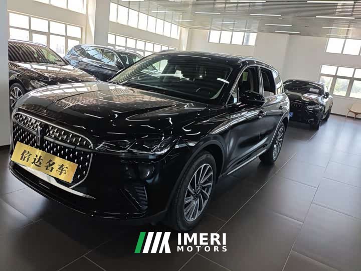 Lynk & Co Adventurer 2.0T two-wheel drive exclusive edition