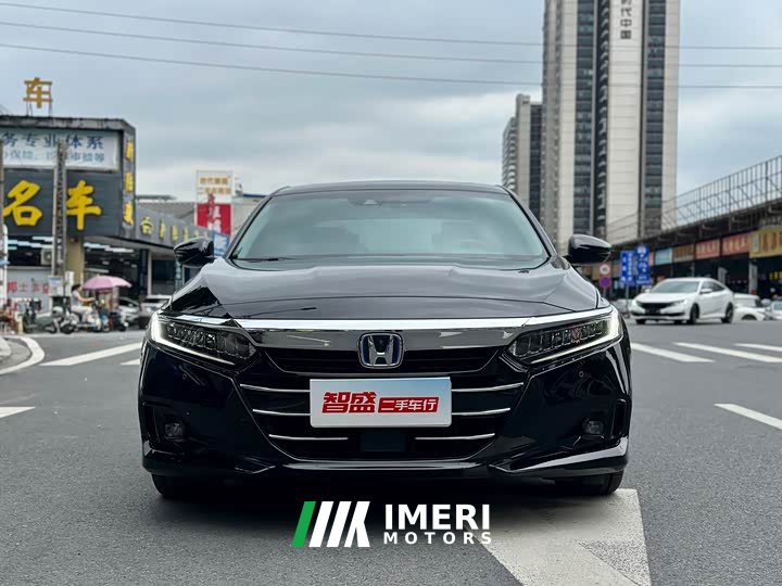 Honda Accord Sharp Hybrid 2.0L Sharp Collar Edition