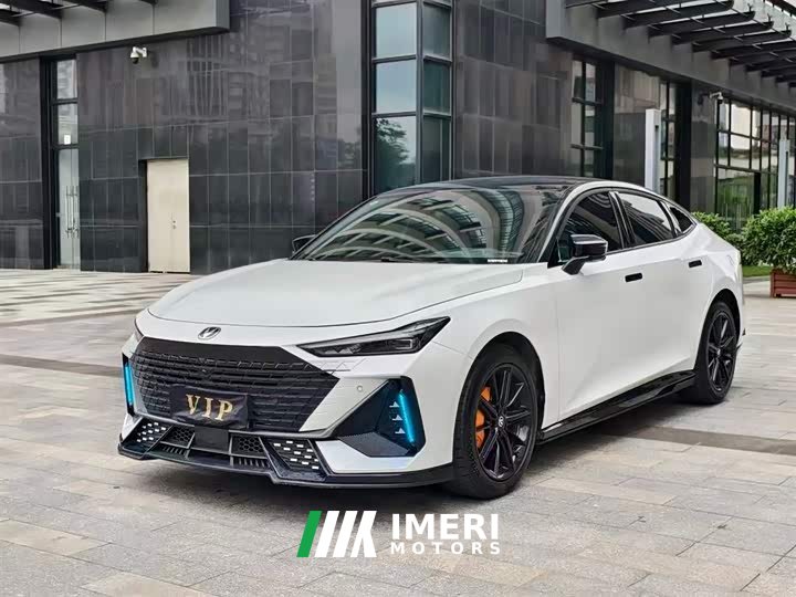 Changan UNI-V 2023 1.5T sports version