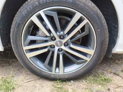 Audi Q5L 2020 facelift 40 TFSI enjoys fashionable style - photo 8