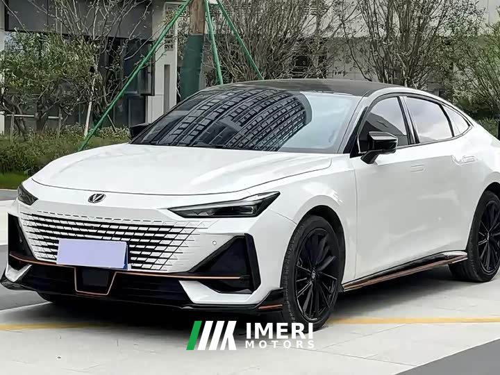 Changan UNI-V 2022 1.5T sports version