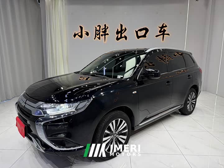 Mitsubishi Outlander 2021 facelift 2.0L 2WD smooth version 5 seats