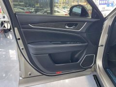 Honda UR-V 2020 370TURBO two-wheel drive premium version - photo 6