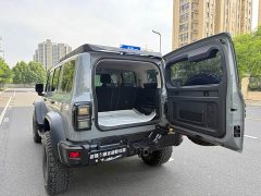 Tank 300 2023 2.0T Tieqi 02 - ფოტო 9
