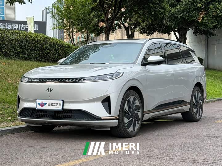 Lynk & Co eπ008 636Ultra pure electric version 5 seats