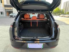 Li Auto L7 2023 Air - ფოტო 16