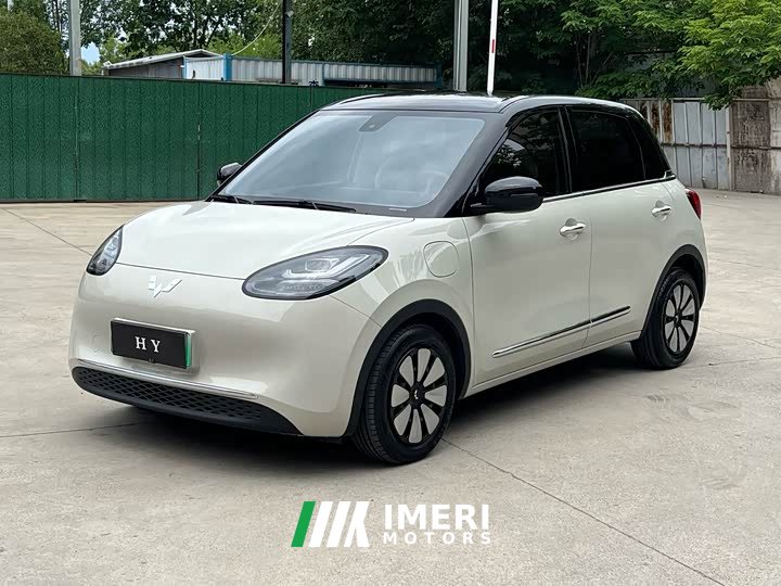 Wuling Binguo 333km Lingxi Connected Plus