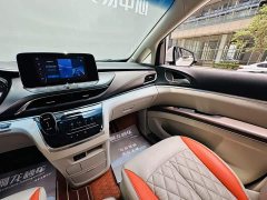Buick GL8 Land Business Class Comfort Edition - ფოტო 15