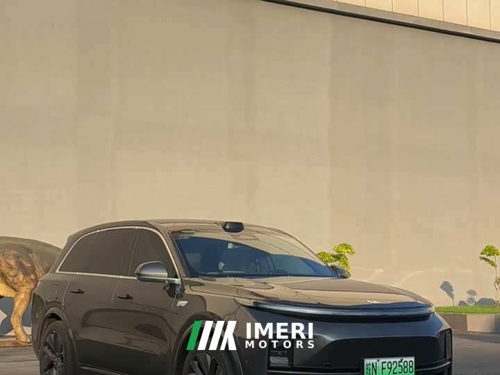 Li Auto Ideal L8 Ultra