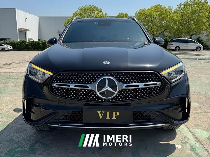 Mercedes-Benz GLC 300 L 4MATIC Dynamic 5-seater