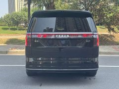 Zeekr 009 2024 seven-seat aisle version four-wheel drive 108kWh - ფოტო 4