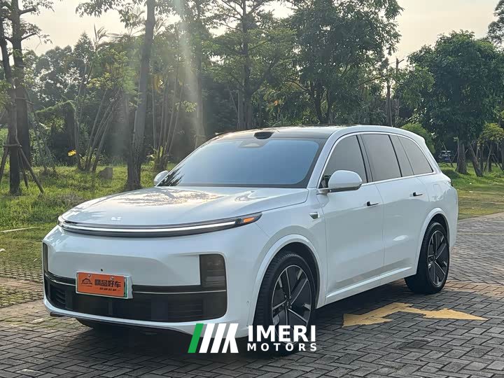 Li Auto Ideal L8 Ultra smart refresh version