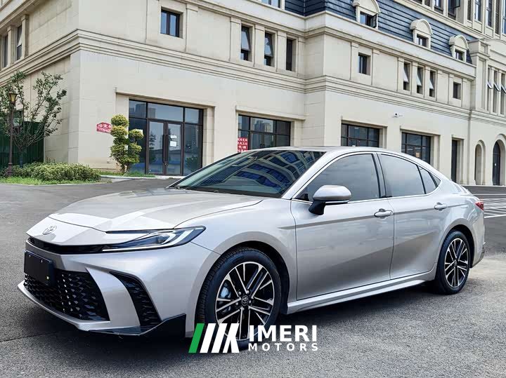 Toyota Camry 2026 Hybrid 2.0HSE Sport Lite Edition