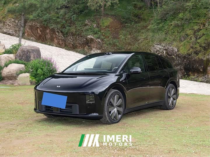 Li Auto Ideal i6 four-wheel drive standard version