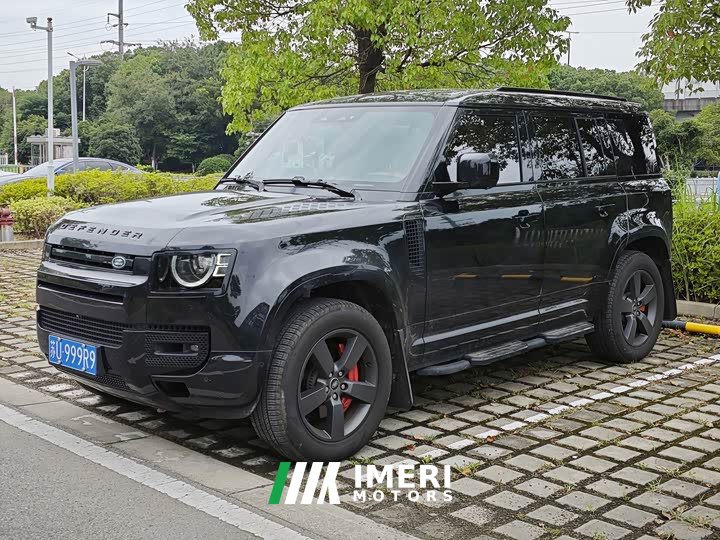 Land Rover Defender 110 3.0T P400 X-Dynamic HSE