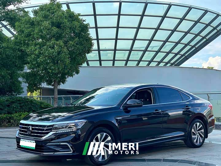 Volkswagen Passat Plug-in Hybrid 2020 430PHEV Hybrid Luxury Edition National V