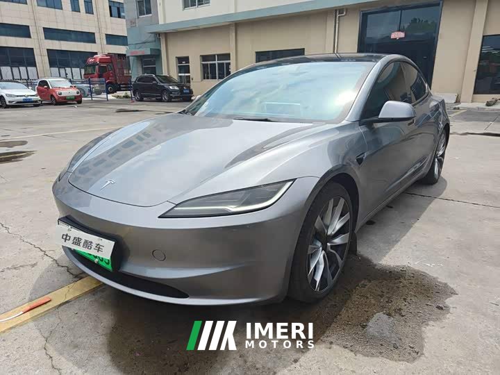 Tesla Model 3 2023 long-range all-wheel drive version