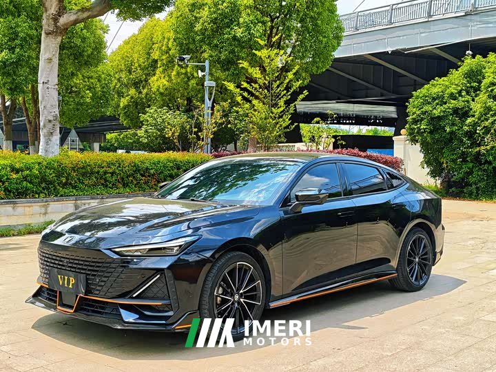 Changan UNI-V 1.5T Sport