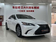 Lexus ES 200 Excellence Edition - photo 3