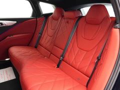 BMW XM Base - фото 17