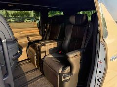 Toyota Vellfire Crown Hybrid 2.5L HV Luxury Edition - фото 10