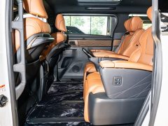 Toyota Vellfire Crown Hybrid 2.5L Supreme Executive Edition - ფოტო 11