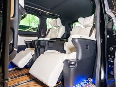 Lexus LM 300h seven-seater elegant version - photo 12