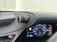 Lexus ES 300h Excellence Edition - фото 10