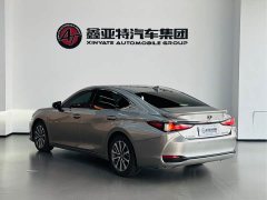 Lexus ES 300h Excellence Edition - фото 6