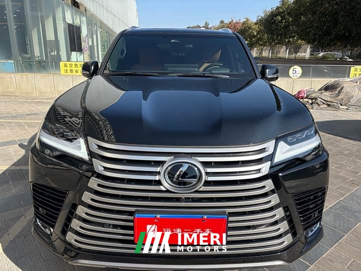 Lexus LX 700h Edition