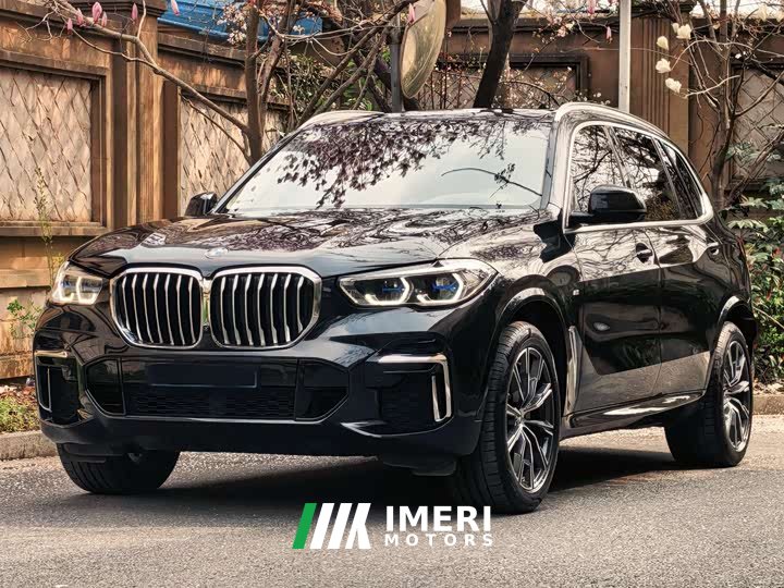 BMW X5 Facelift xDrive 30Li Exclusive M Sport Package