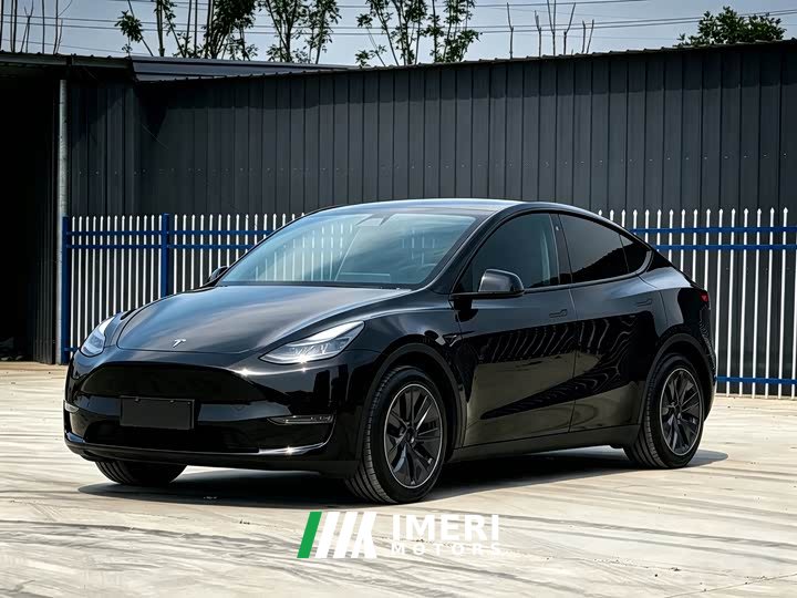 Tesla Model Y standard range rear-wheel drive version