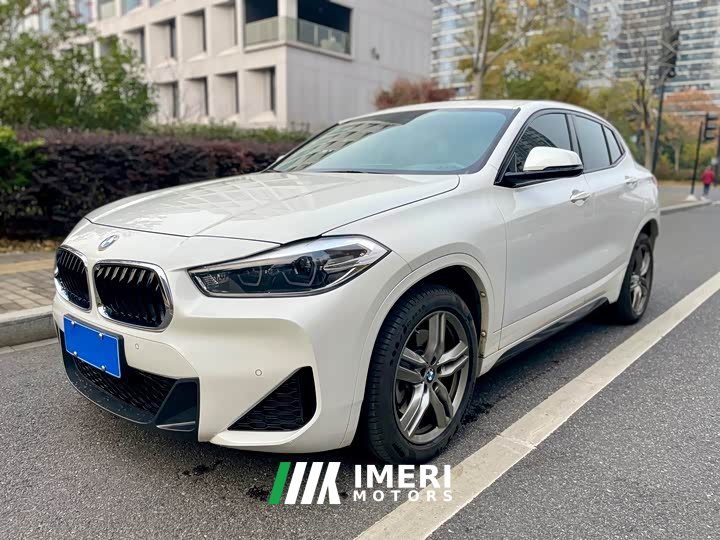 BMW X2 sDrive25i leading M sports package