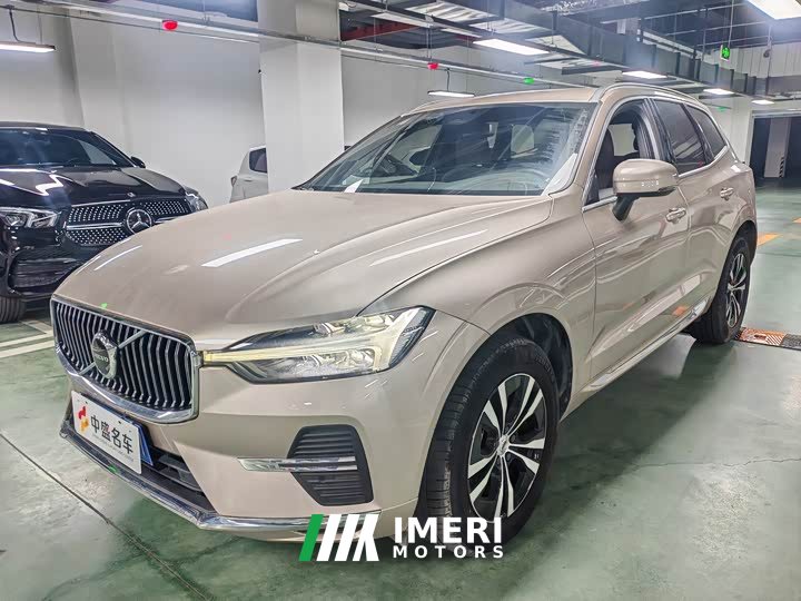 Volvo XC60 2023 B5 four-wheel drive Zhiyi Sports Edition