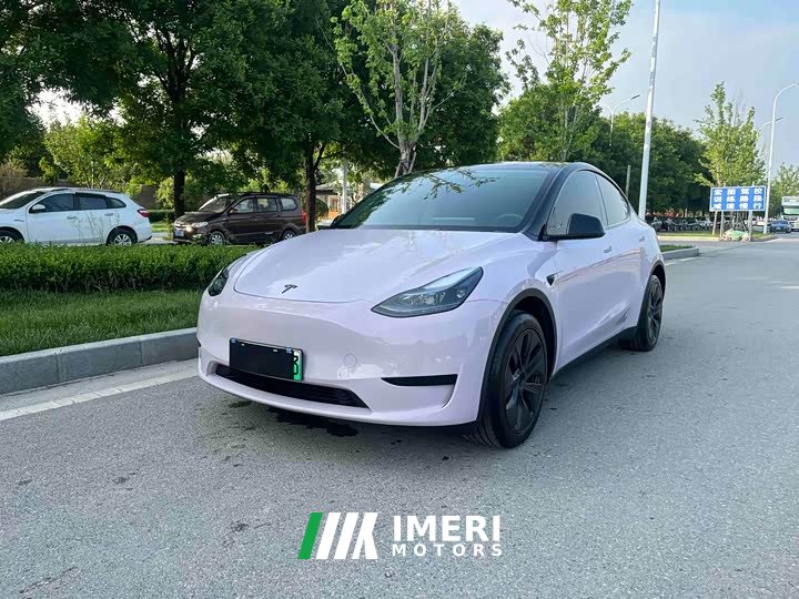 Tesla Model Y 2023 rear-wheel drive version