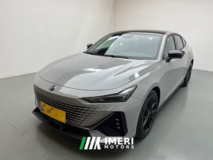 Changan UNI-V 2022 1.5T ZunGui Edition